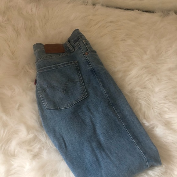 Levi’s mile high crop flare jeans - Picture 3 of 5